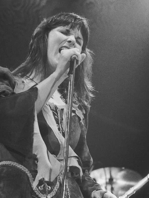 Join The Heart Mongers Fan Club - Step 1/2